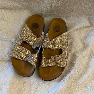 Simply Southern, gold glitter sandals, size 7